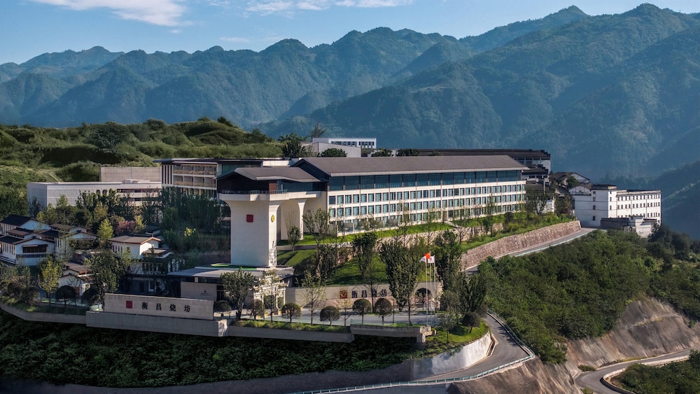 Intercontinental Maotai Town by IHG، Loushanguan 1/50