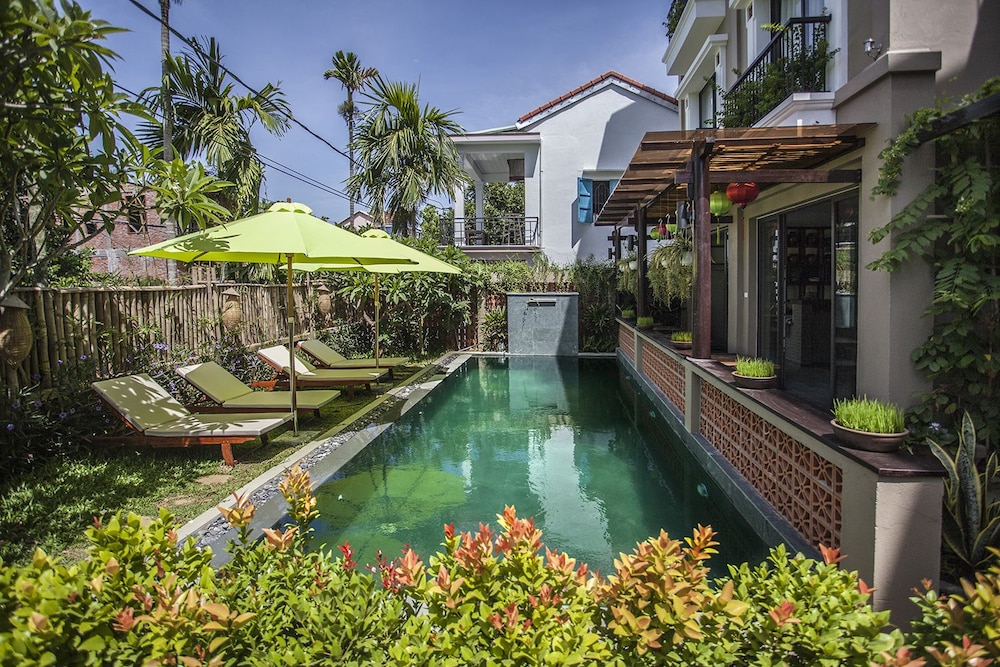 Hoi An Silk River Villa 28/37