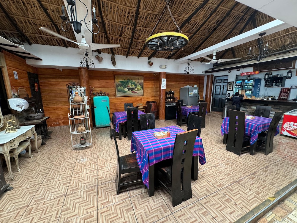 Hotel Rancho Argueta 35/44
