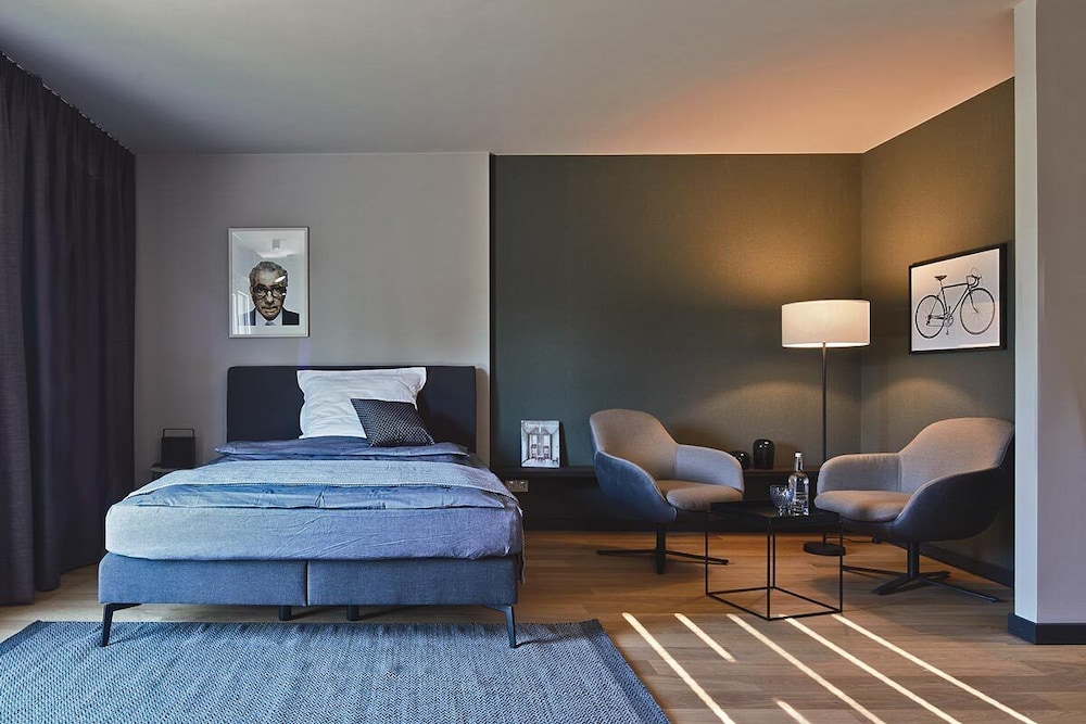 Medium, Apartment, Queen Bed