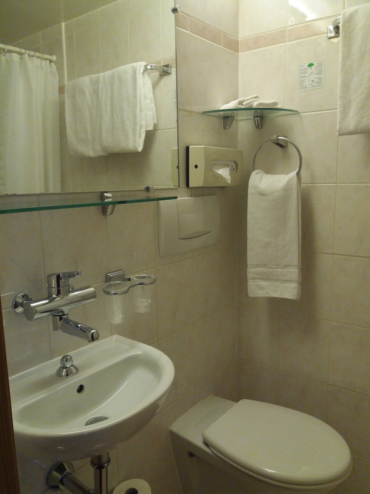 Hotel Astoria 25/26