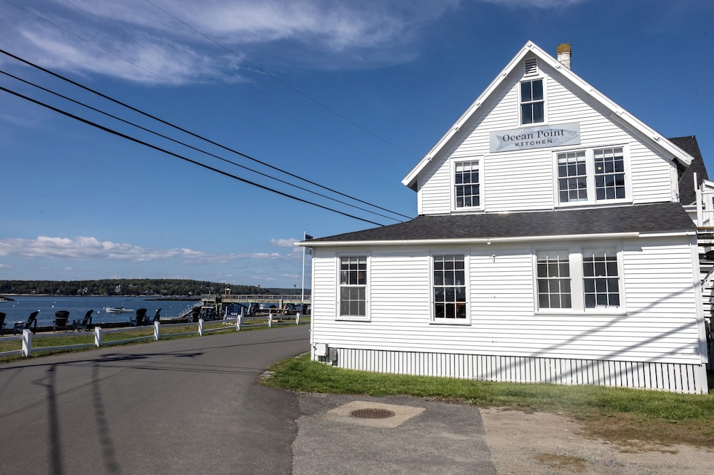 Bluebird Ocean Point Inn 4/47