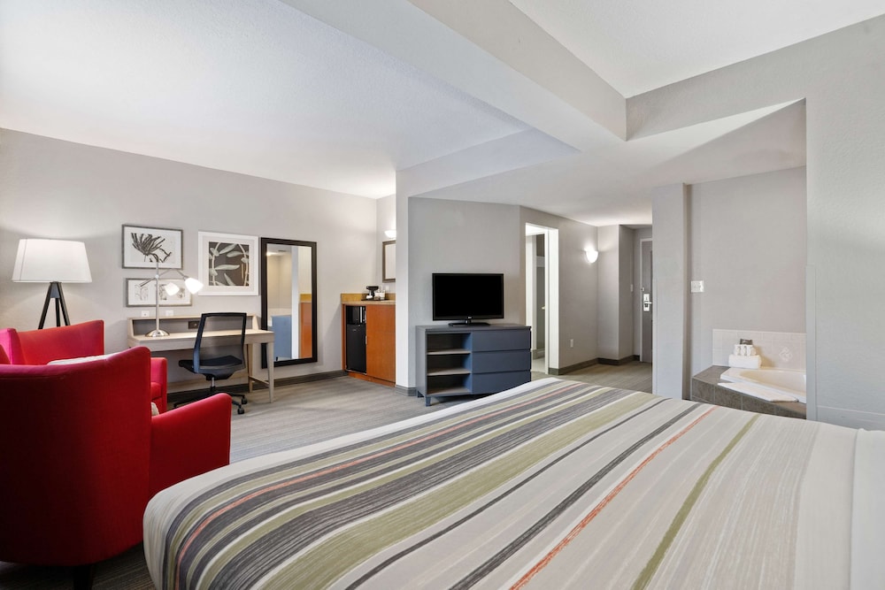 Country Inn & Suites by Radisson, Port Canaveral, FL 12/34