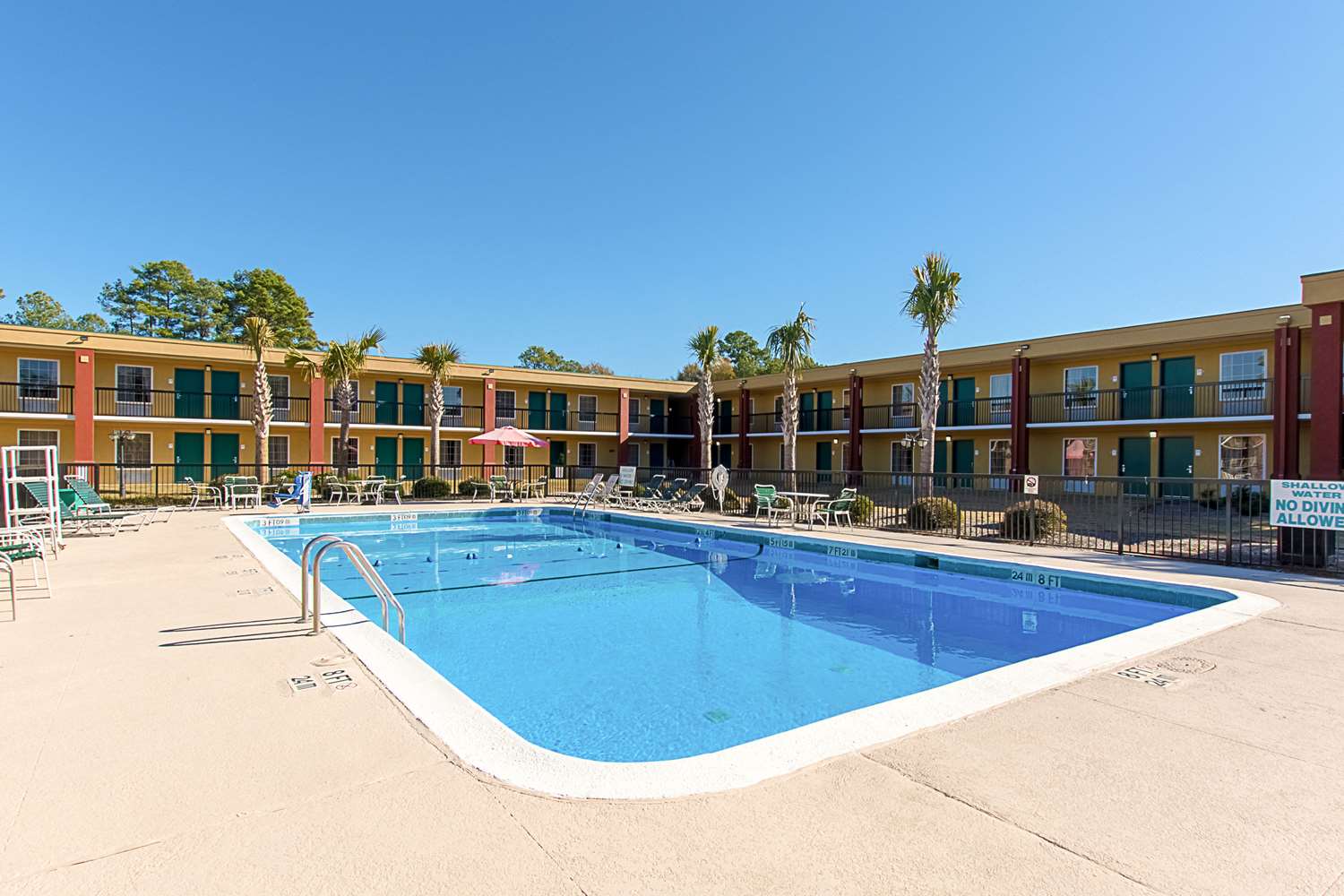 Clarion Inn Columbia Airport 23/23