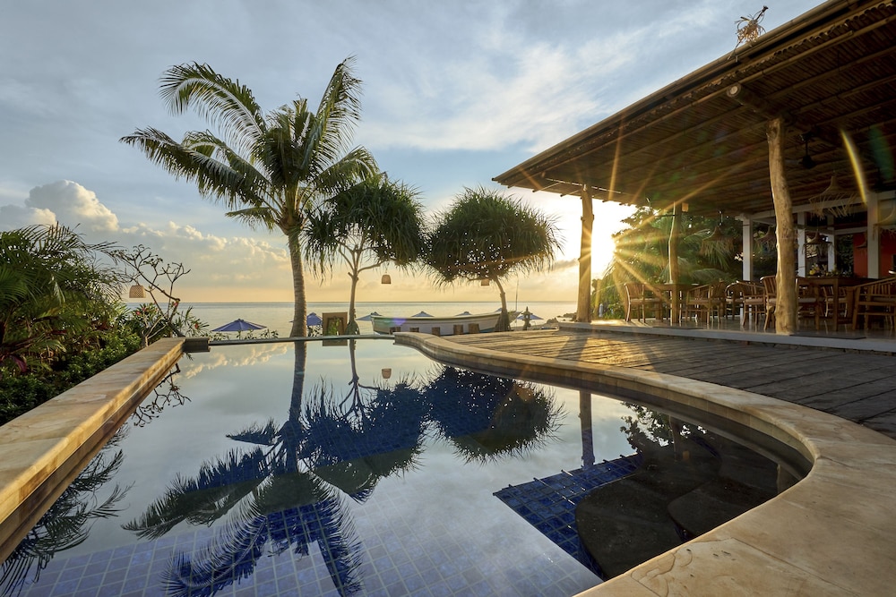 Vienna Beach Resort 7/69