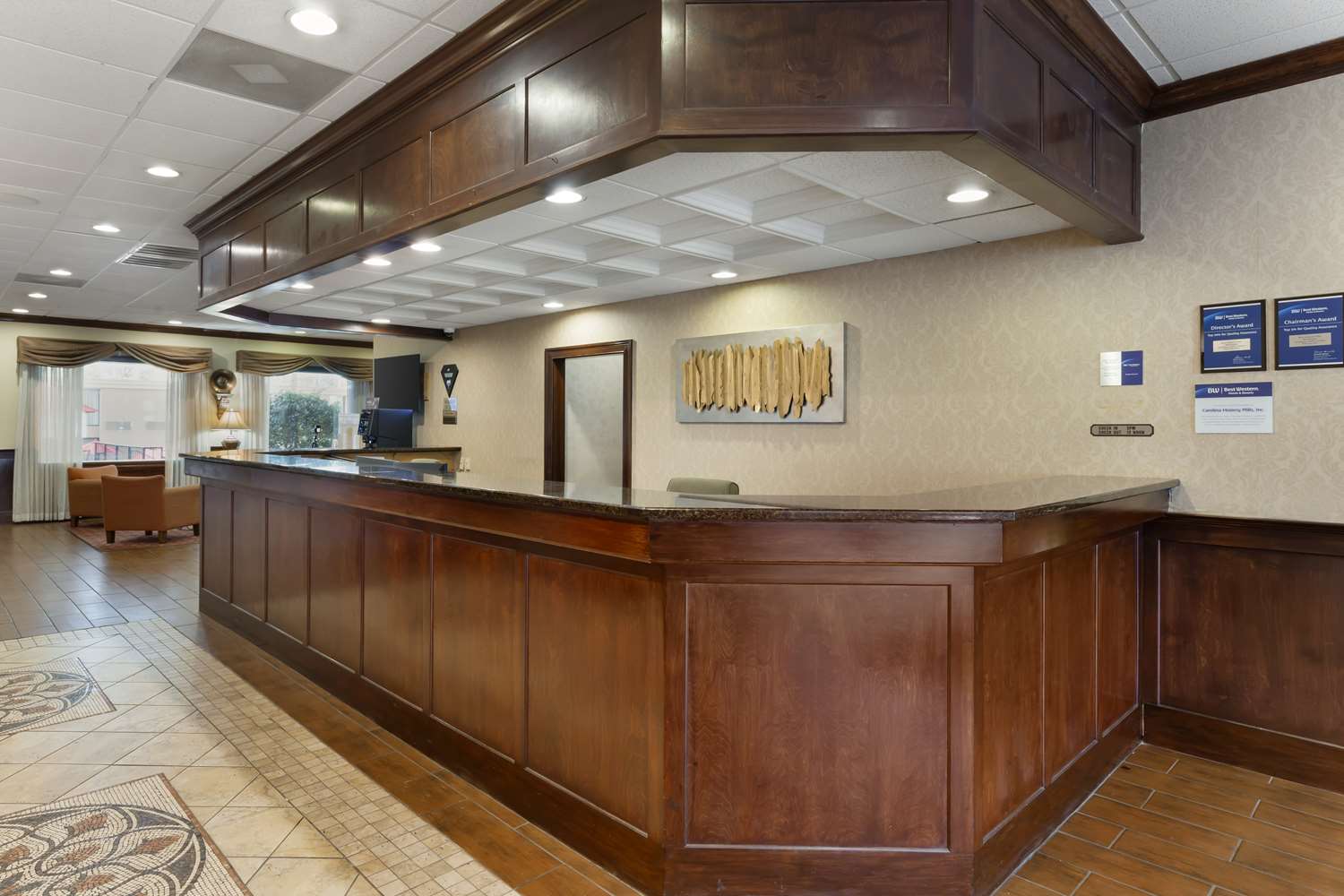 Best Western Plus Burlington 4/49