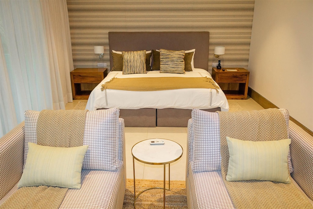 Vallarta Gardens Beach Front Hotel and Residences 21/65