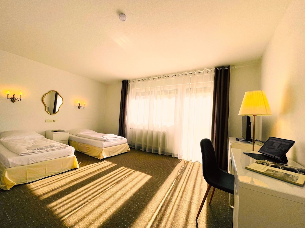 Hotel Moguntia 23/66