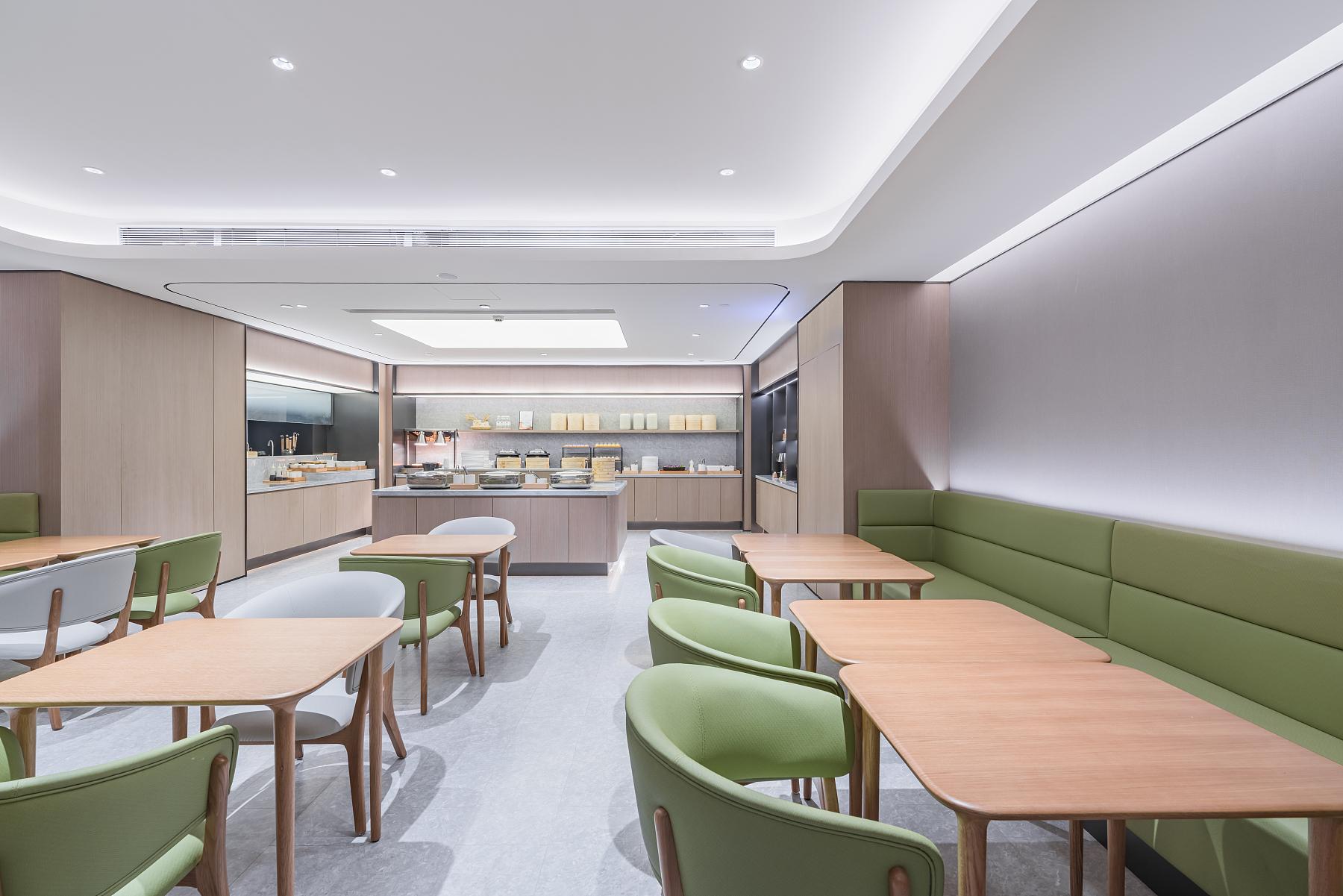 JI Hotel (Shanghai Lujiazui World Plaza) 43/48