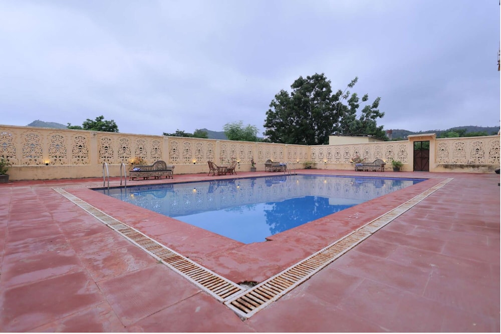Atulya Niwas Udaipur 25/49