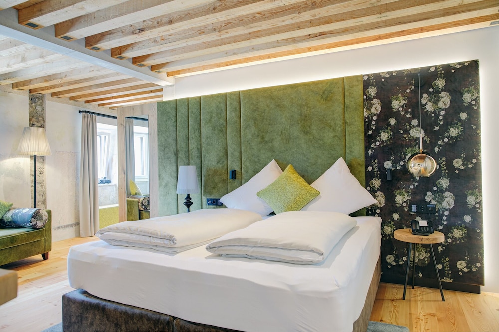 Boutique Hotel Traumerei #8 by Auracher Lochl 17/69