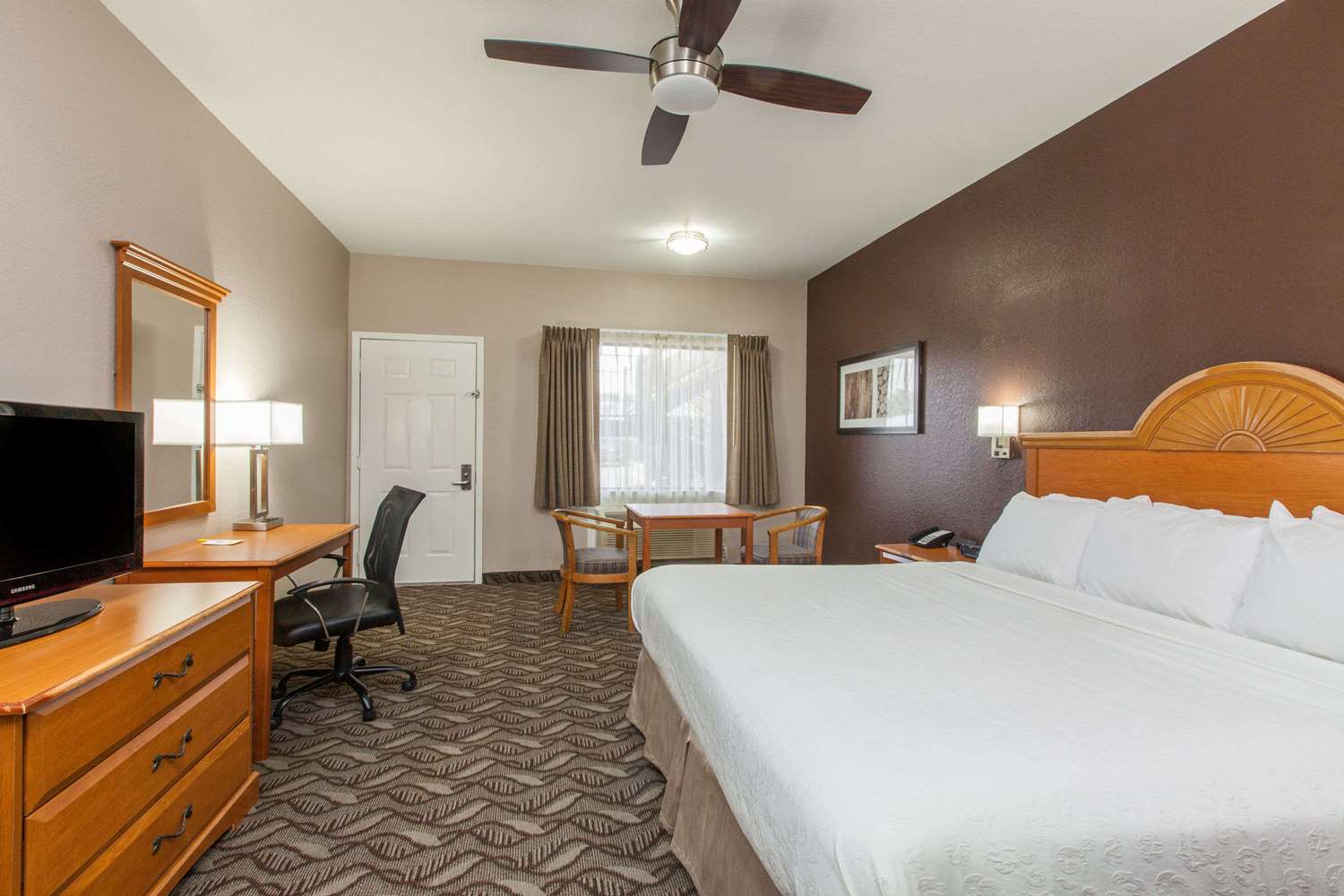 Grand Villa Inn Galleria 8/19