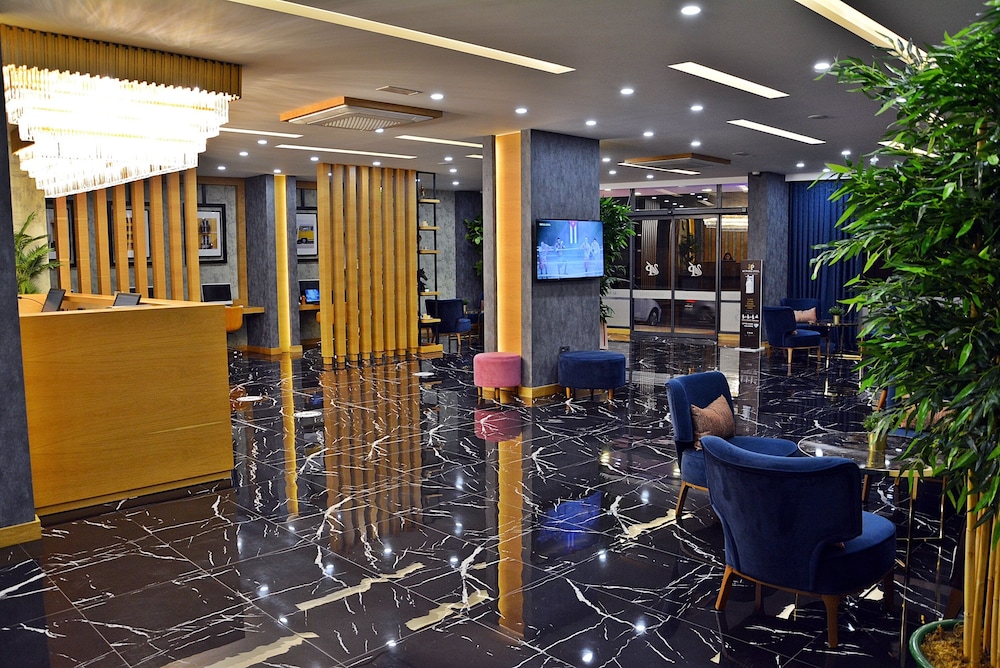 61 Park Hotel 49/51