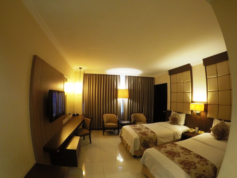 Kedaton Hotel 47/66