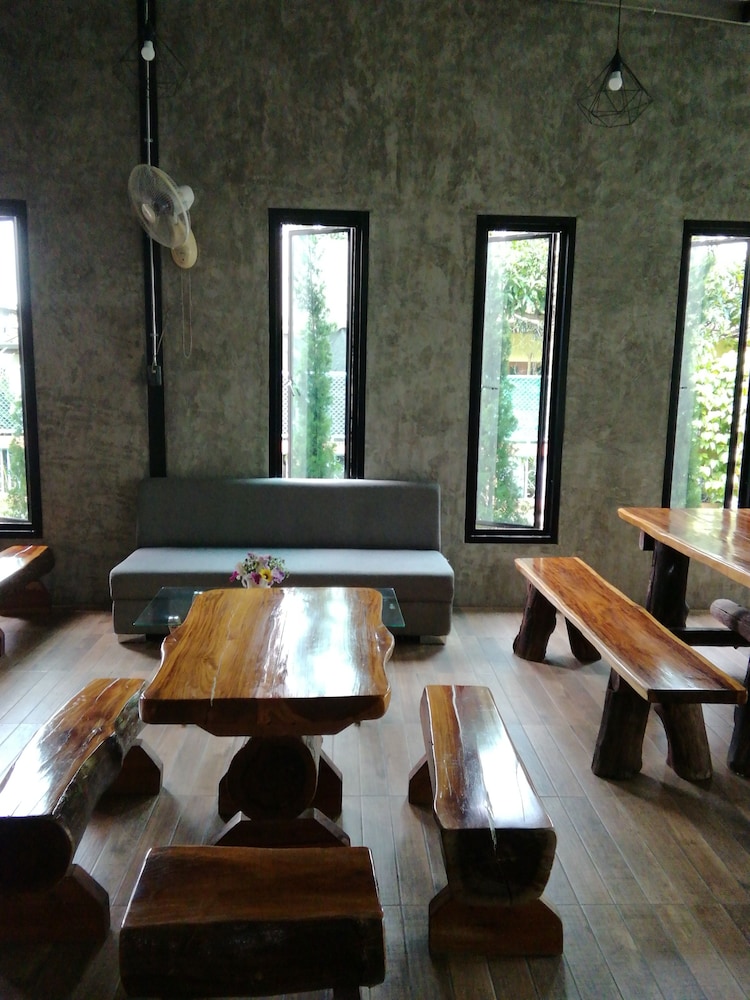 Kasarin Court 16/25