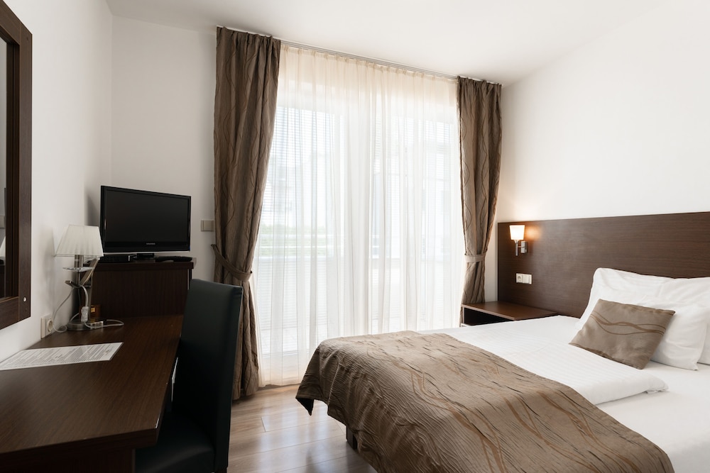Antares Hotel 20/54