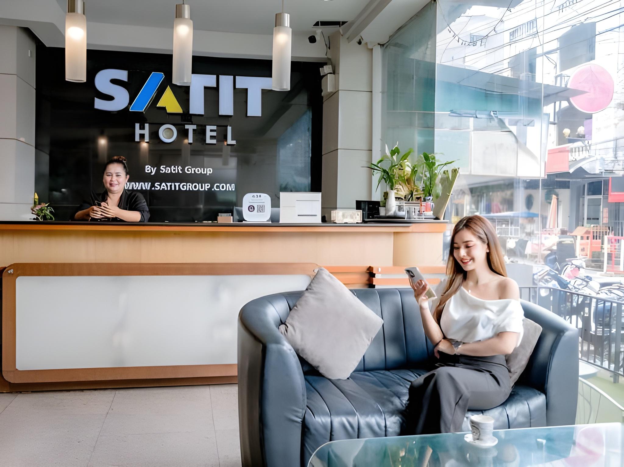 Satit Hotel 8/30