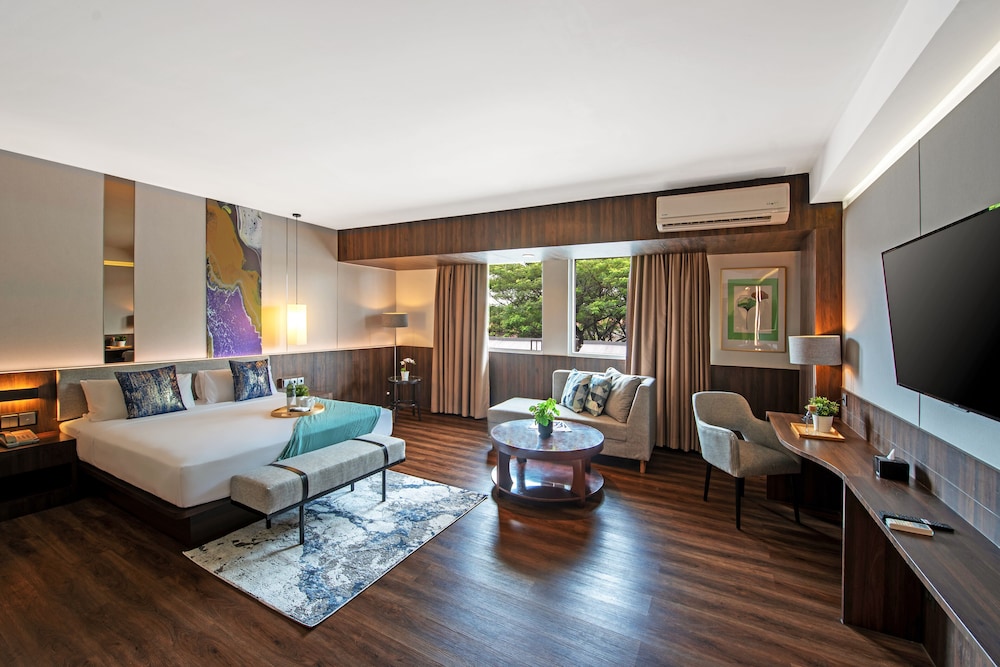 Oakwood Hotel and Apartments Taman Mini Jakarta 24/57