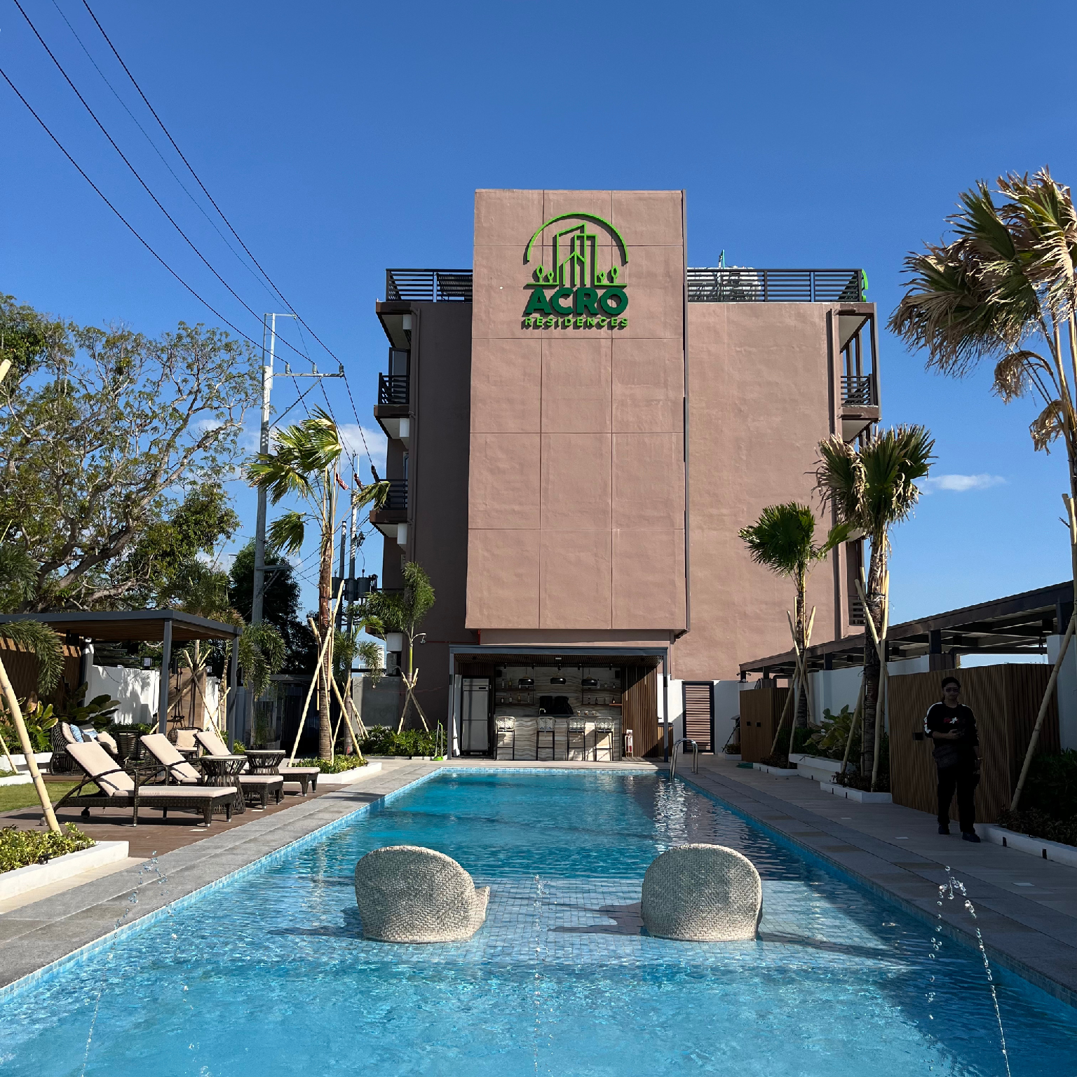 Acro Residences 4/25