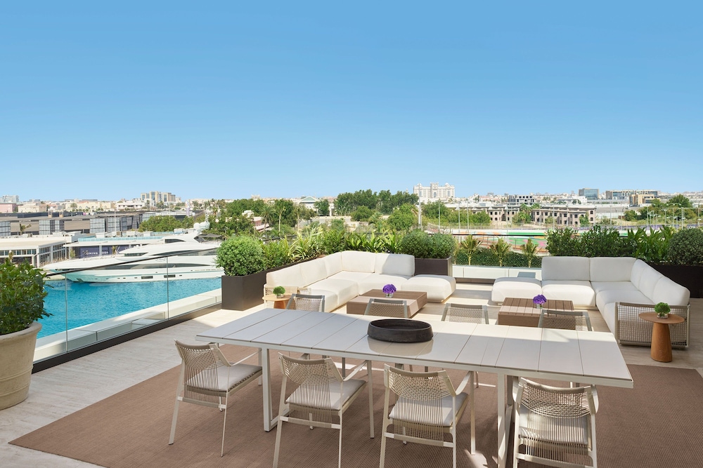 The Jeddah EDITION 19/50