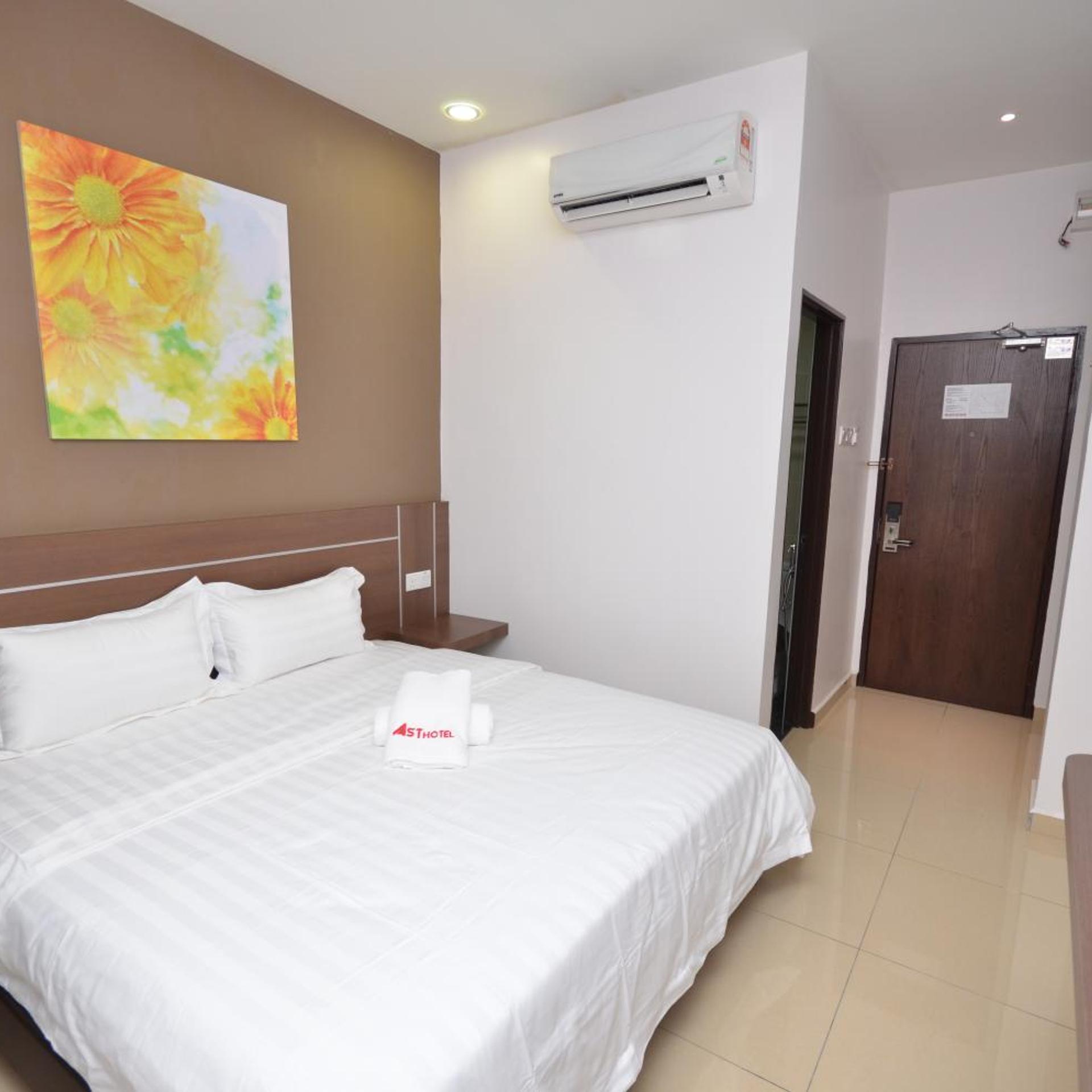 Superior, Double Bed, No Window