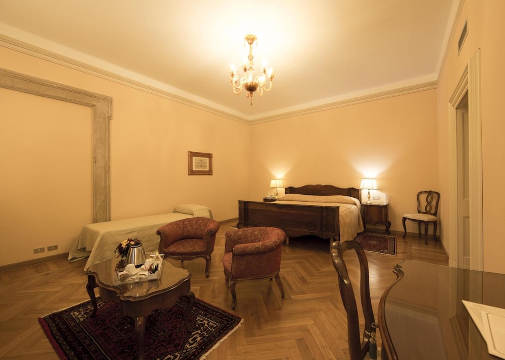 Villa Fenaroli Palace Hotel 26/33