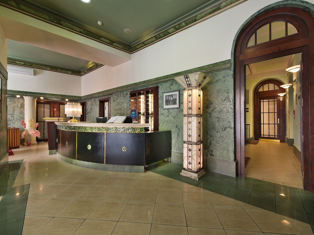 EA HOTEL ROYAL ESPRIT 2/22