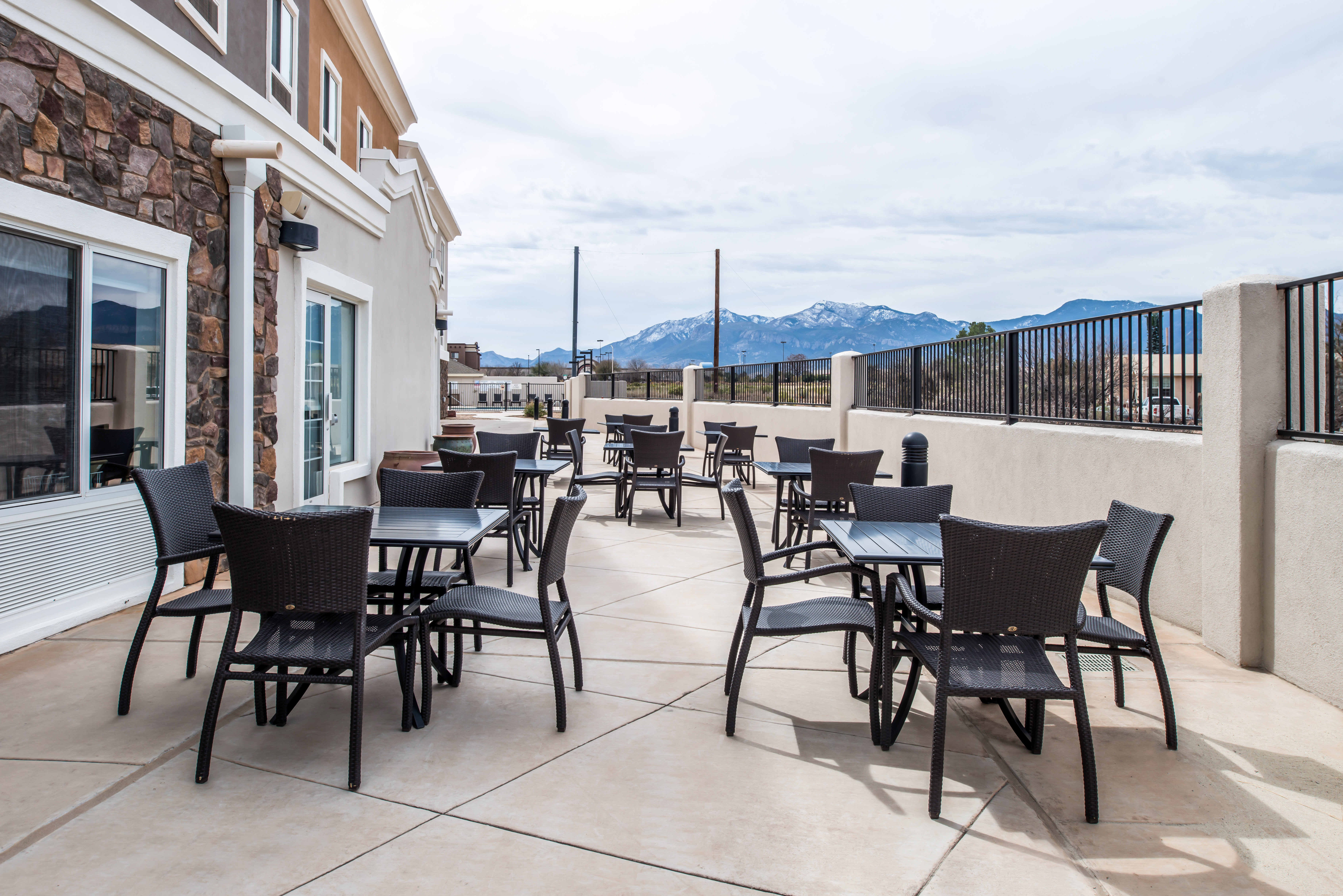 Holiday Inn Express Sierra Vista 52/76