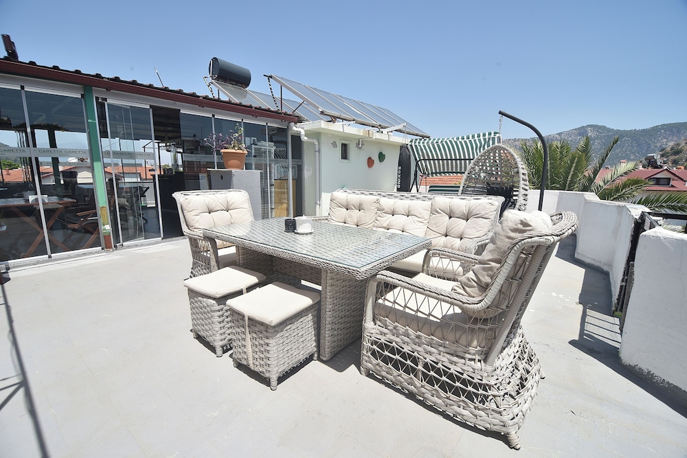Caretta Caretta Hotel 32/41