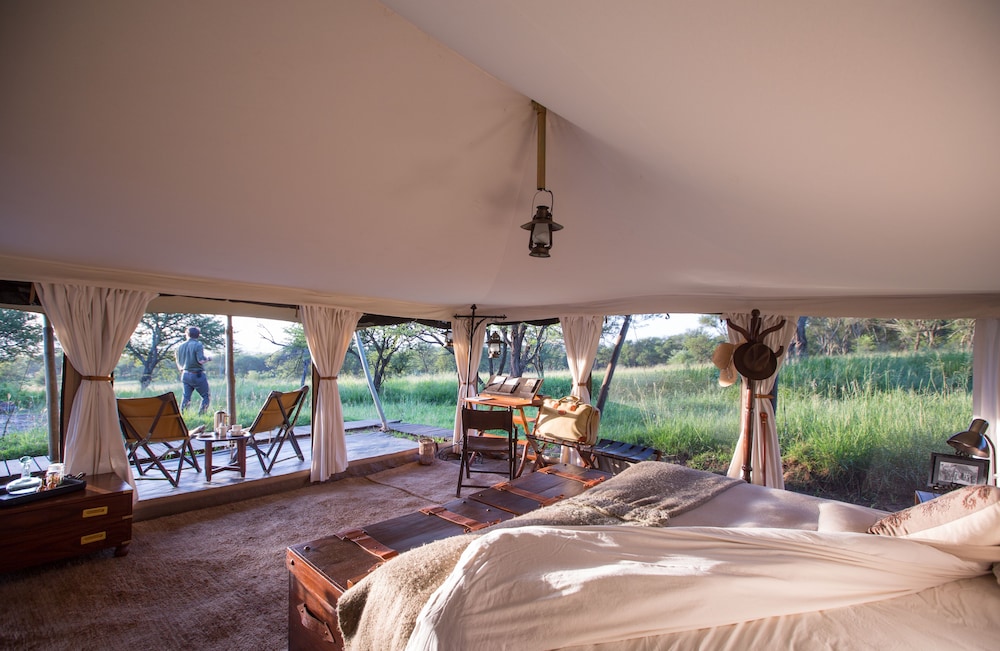 Serengeti Pioneer Camp 3/29