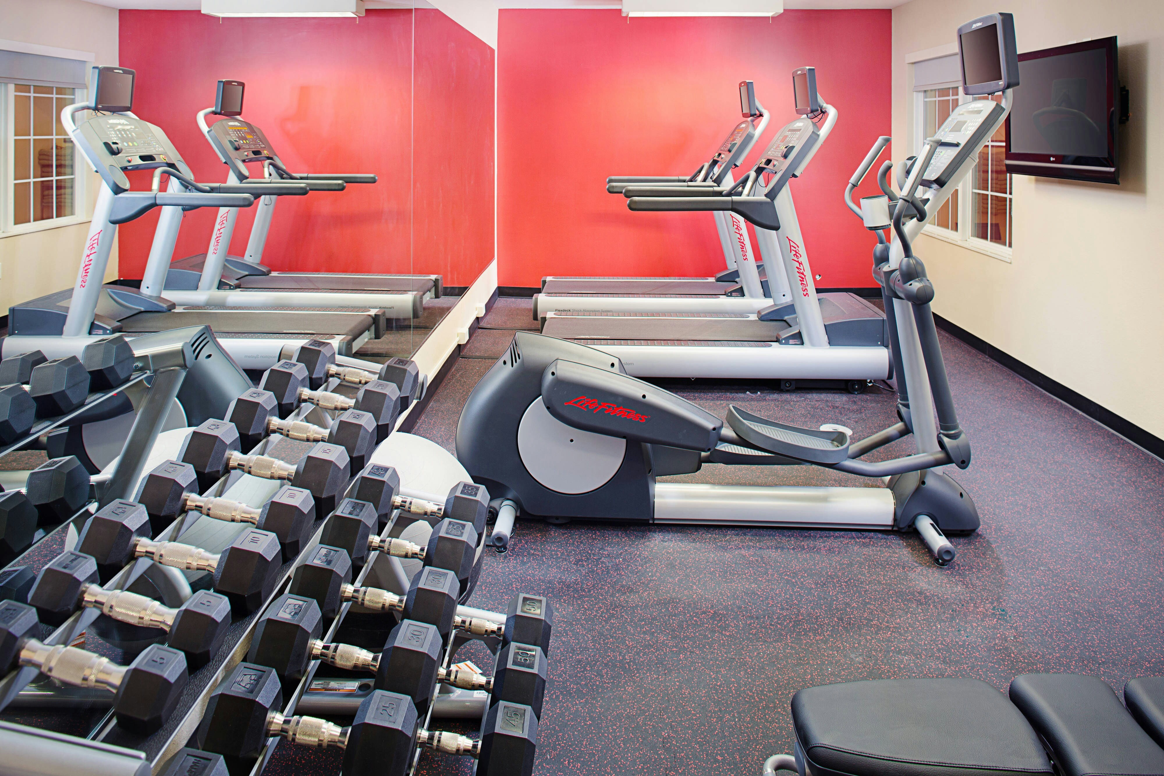 TownePlace Suites Manchester-Boston Regional Airport 5/12