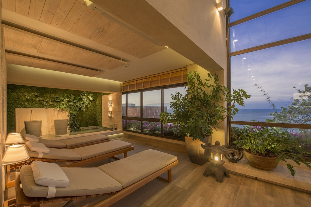 Hotel Gran Marquise 36/73