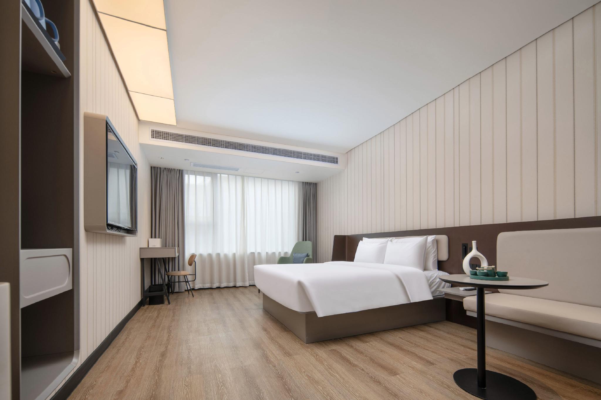 Hanting Hotel (Chongqing North Railway Station South Square Metro Station) 15/43