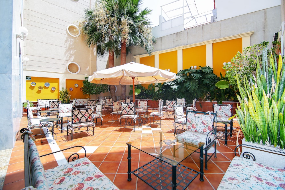 Hotel Mainake Sl 47/60