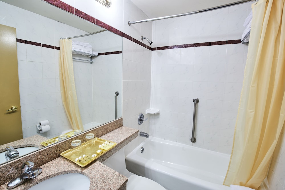 Flushing Hotel 19/60