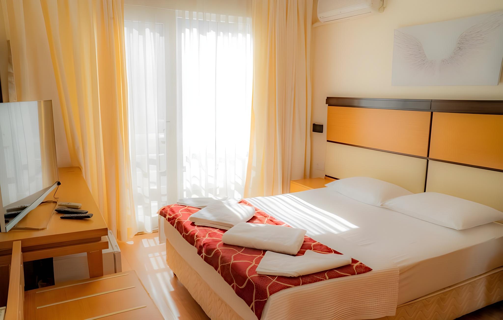 Platanus Hotel 6/20