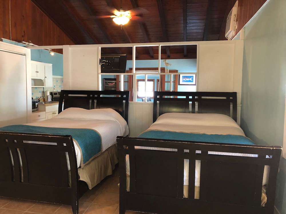 The Pelican Key Largo Cottages 45/76