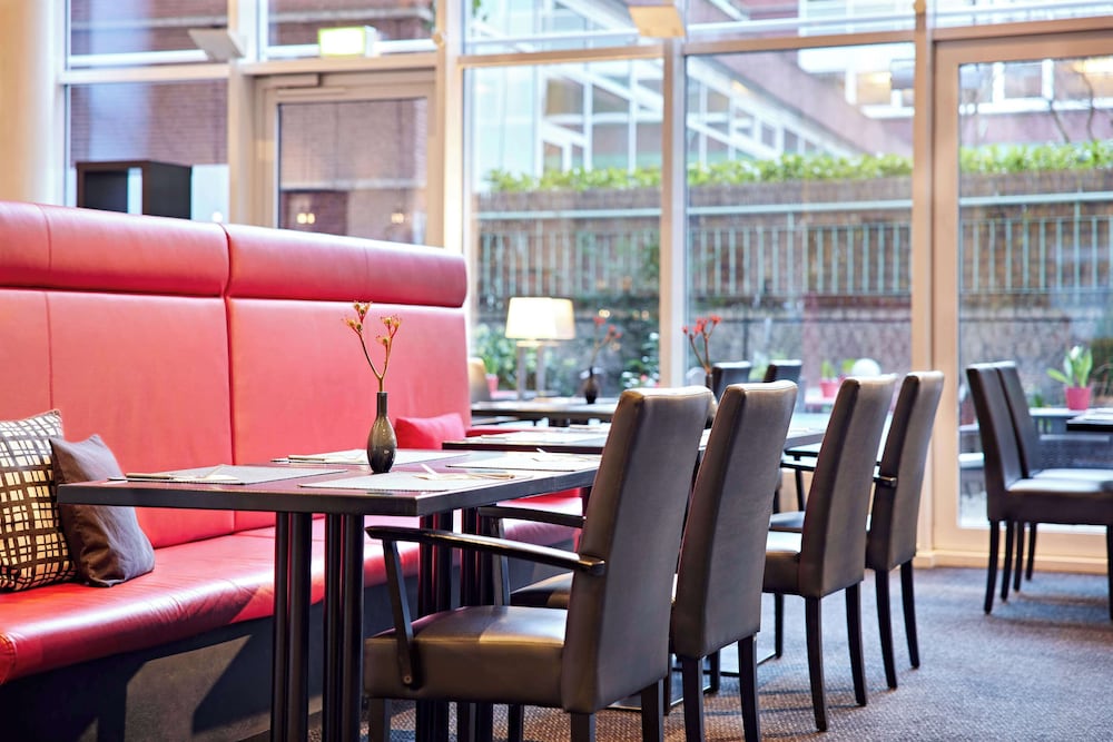 Lindner Hotel Cologne Am Dom, part of JdV by Hyatt 48/58