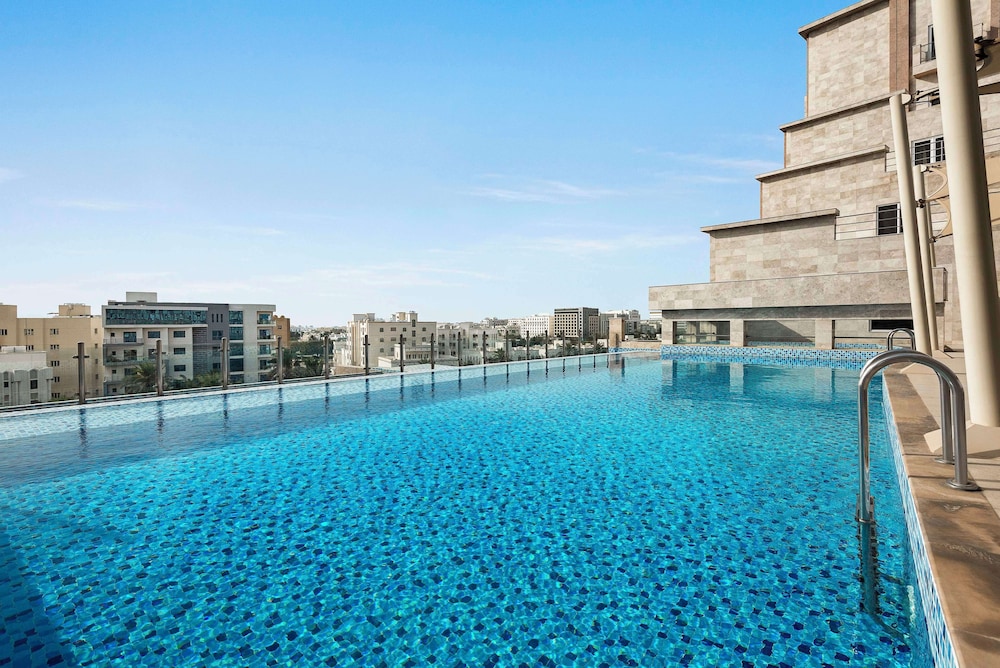 Levatio Suites Muscat, a member of Radisson Individuals 37/68