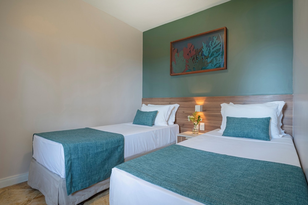 Suites Beach Park Resort 8/43
