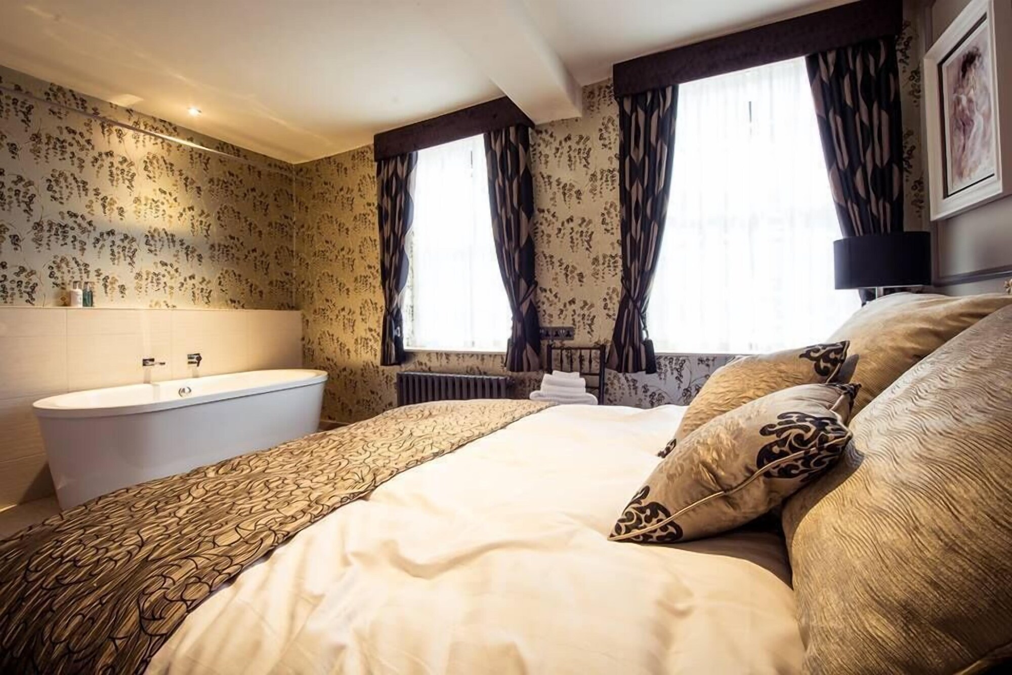 Elgar, King Bed