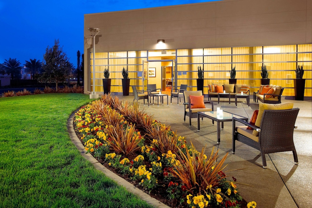 Courtyard Long Beach Airport in LONG BEACH - CA