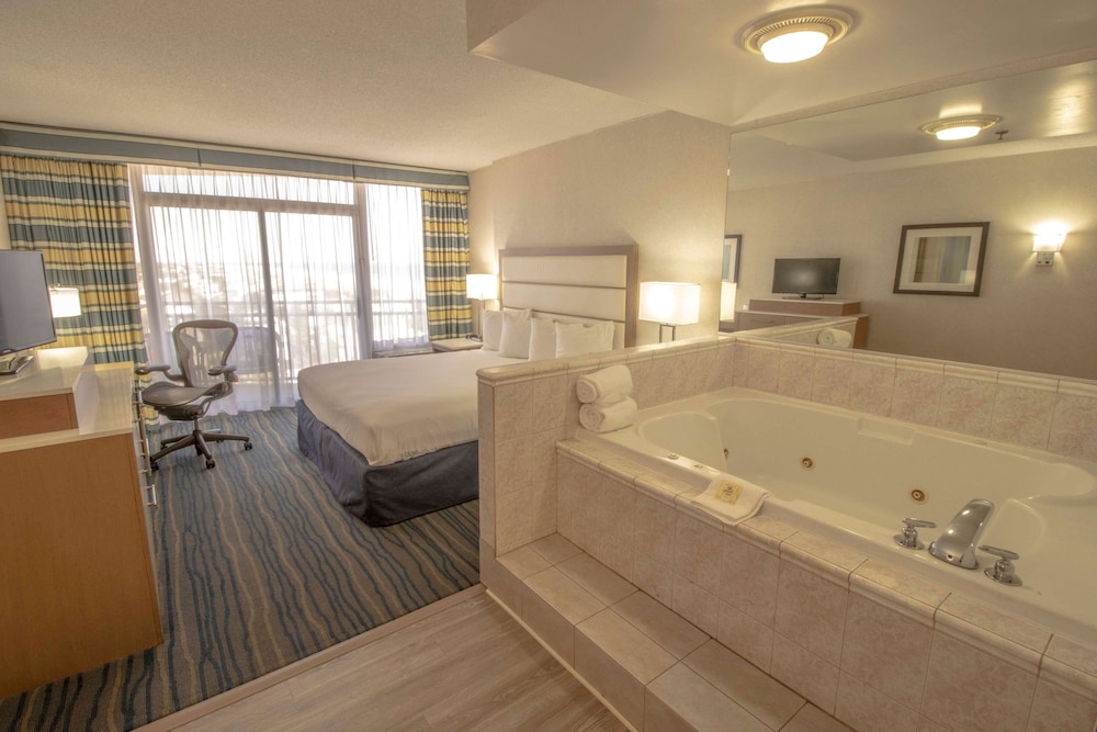Wyndham Virginia Beach Oceanfront 19/64