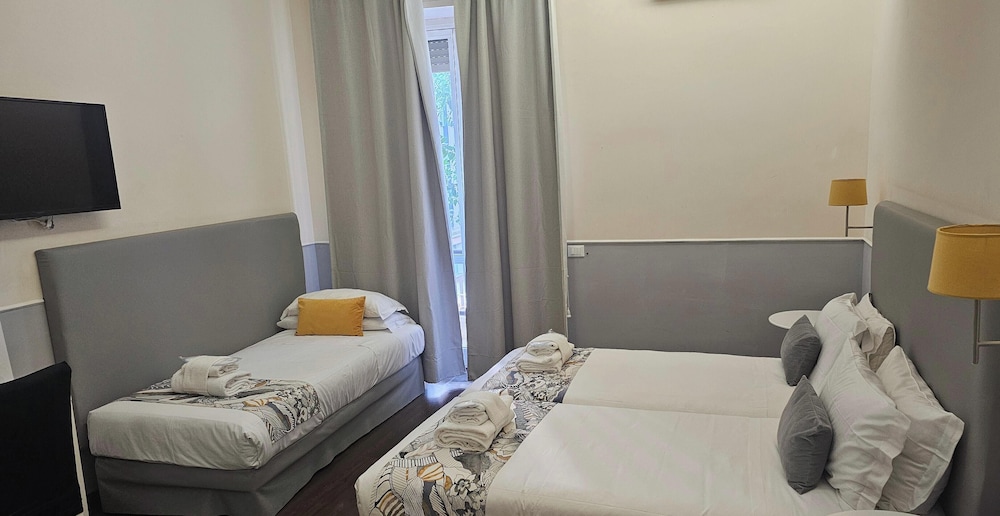 Caesar Place 24/40