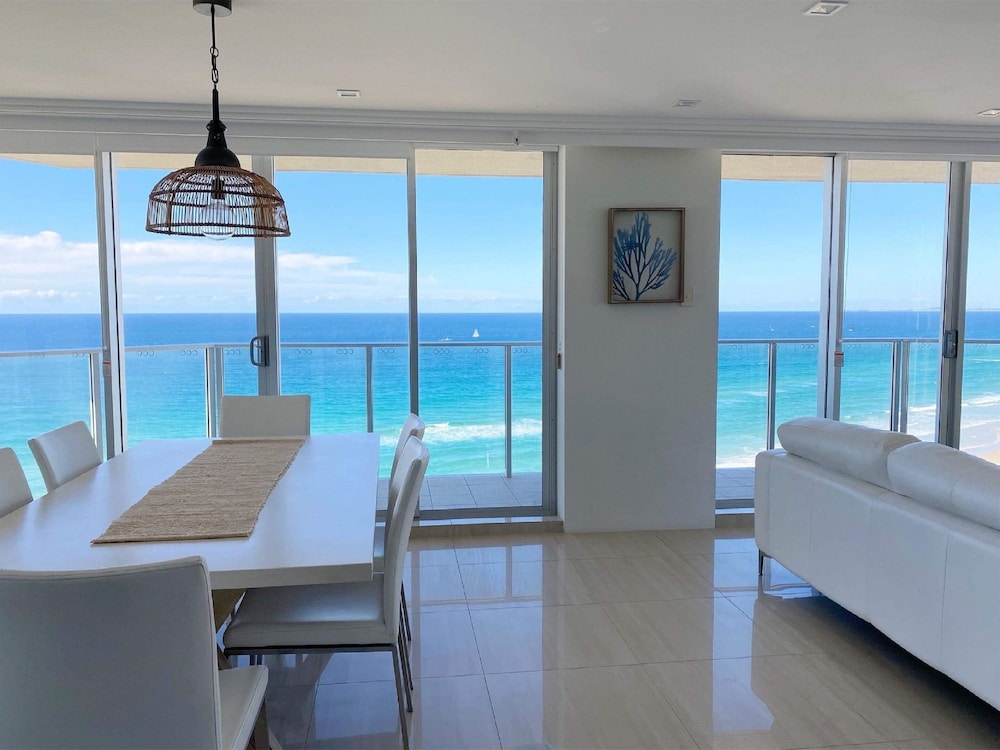 Hi Surf Beachfront Apartments 60/78