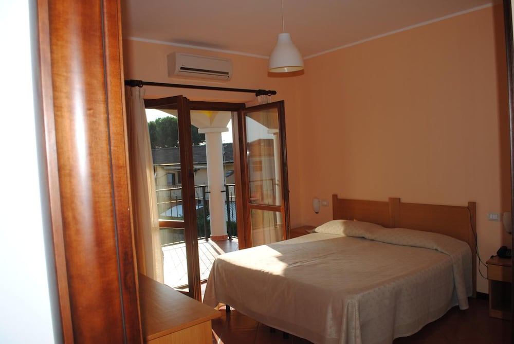 Larus Hotel 22/44