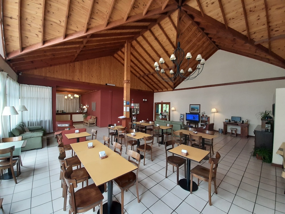 Hotel Austral Ushuaia 28/33