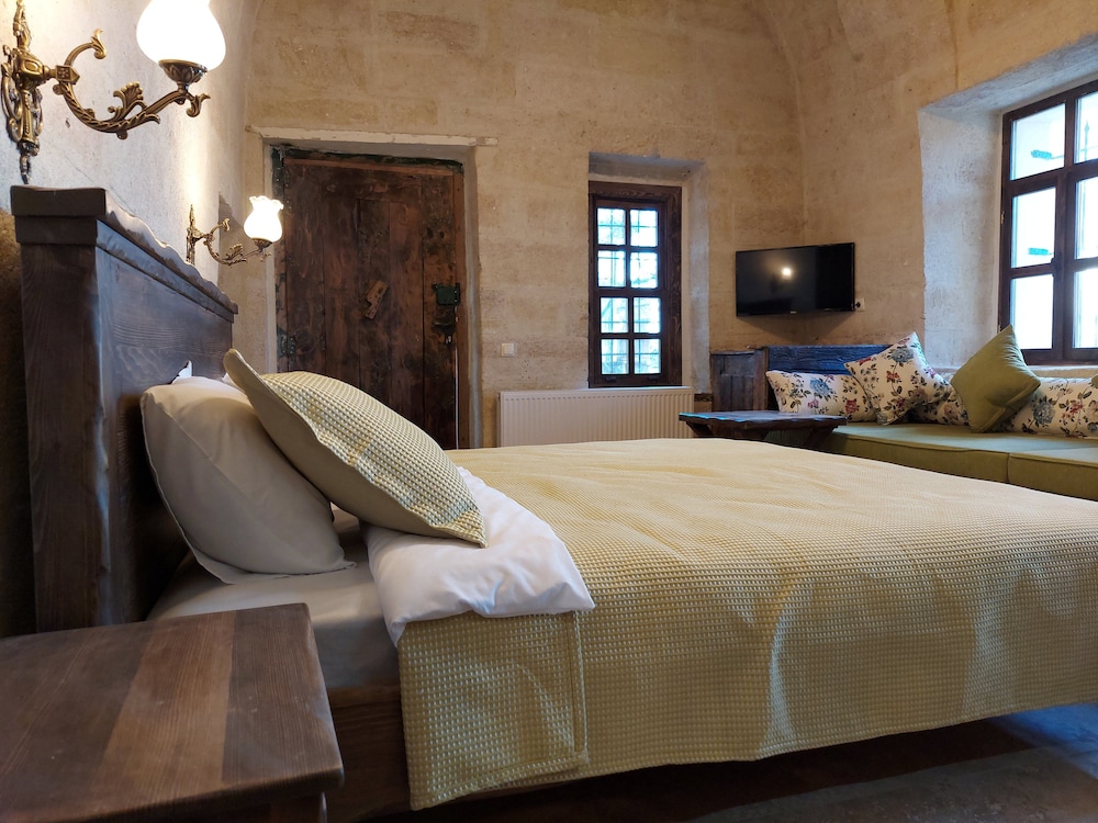 Armesos Cave Hotel 9/50