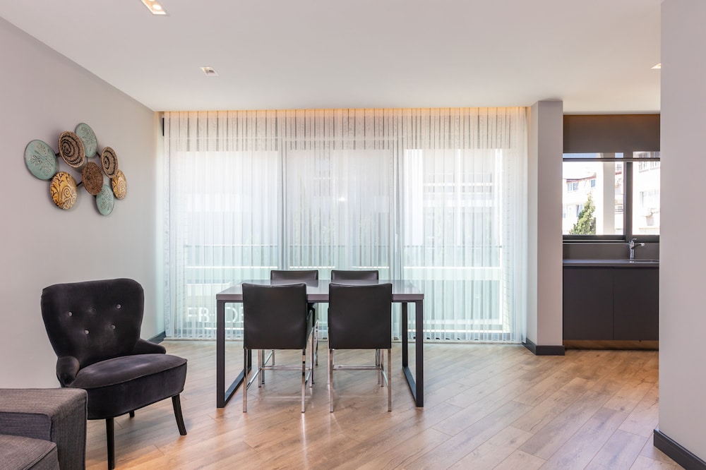 Z-Suites 41/50