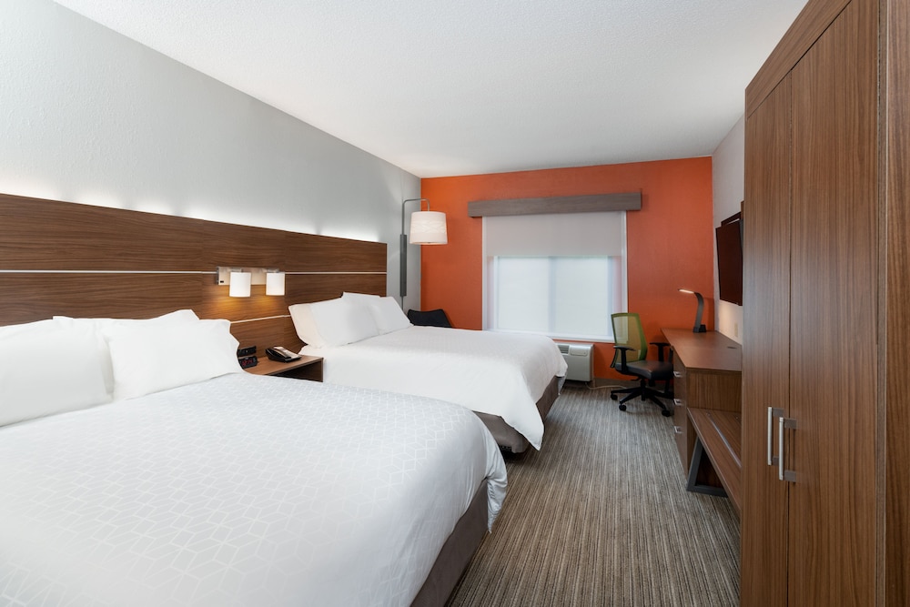 Holiday Inn Express Hotel Suites Tell City 26/62